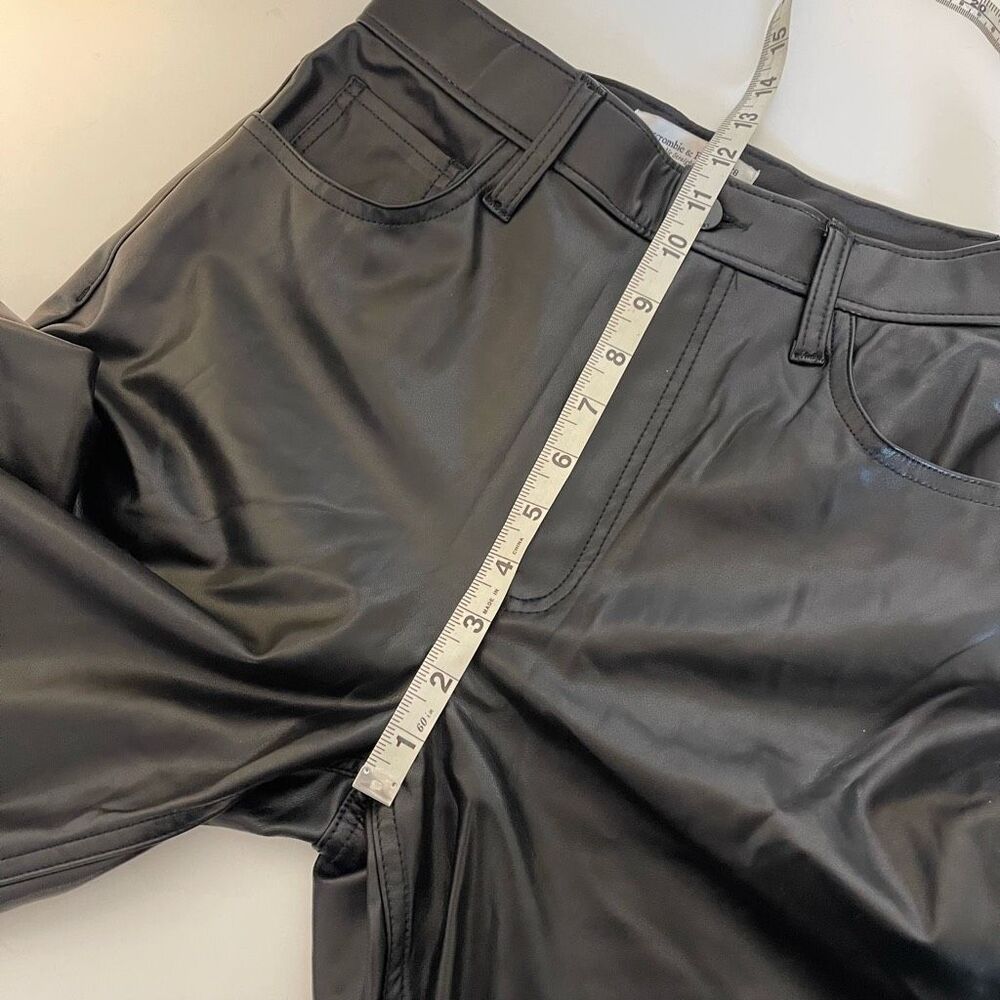 Abercrombie & Fitch The Ankle Straight Ultra High Rise Vegan Leather Curve Love - Picture 8 of 9